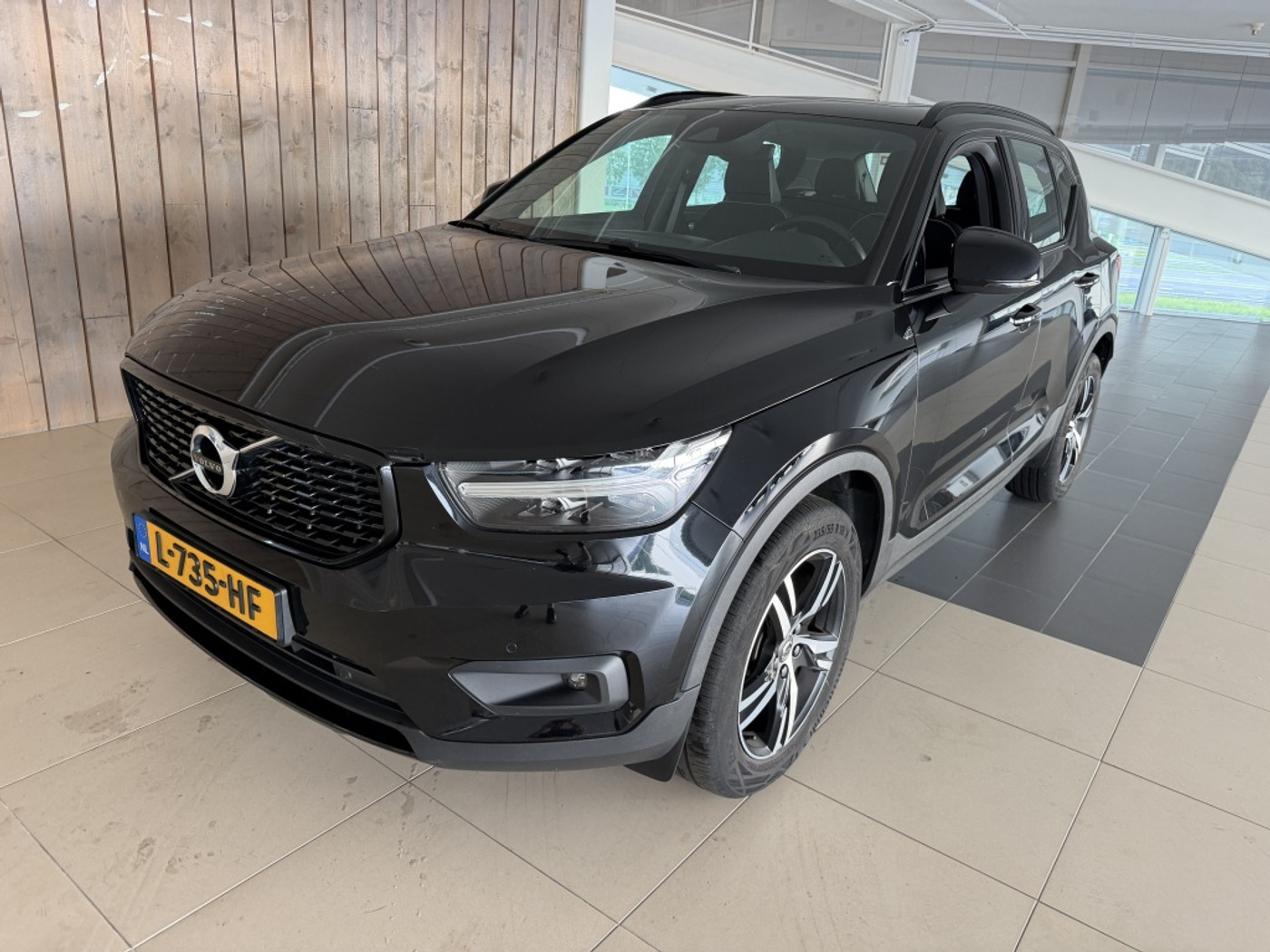 Volvo XC40 1.5 T2 R-Design 2021 - voorkant