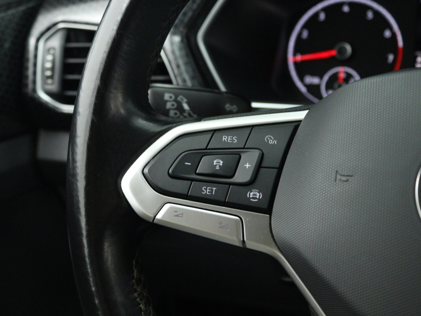 Foto van Volkswagen T-cross