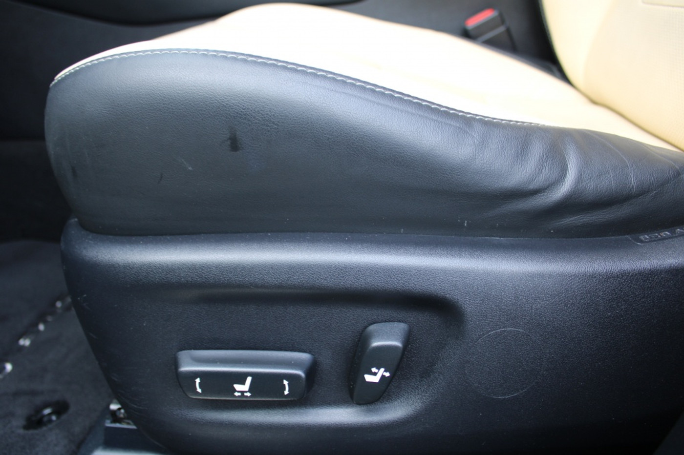 Foto van Lexus Lexus Nx300h