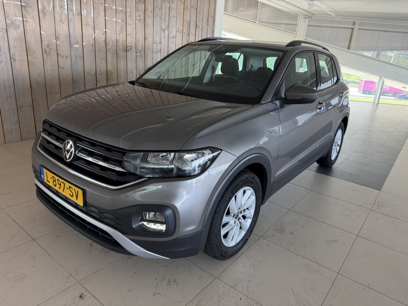 Volkswagen T-cross 1.0 TSI Life 2021 - voorkant