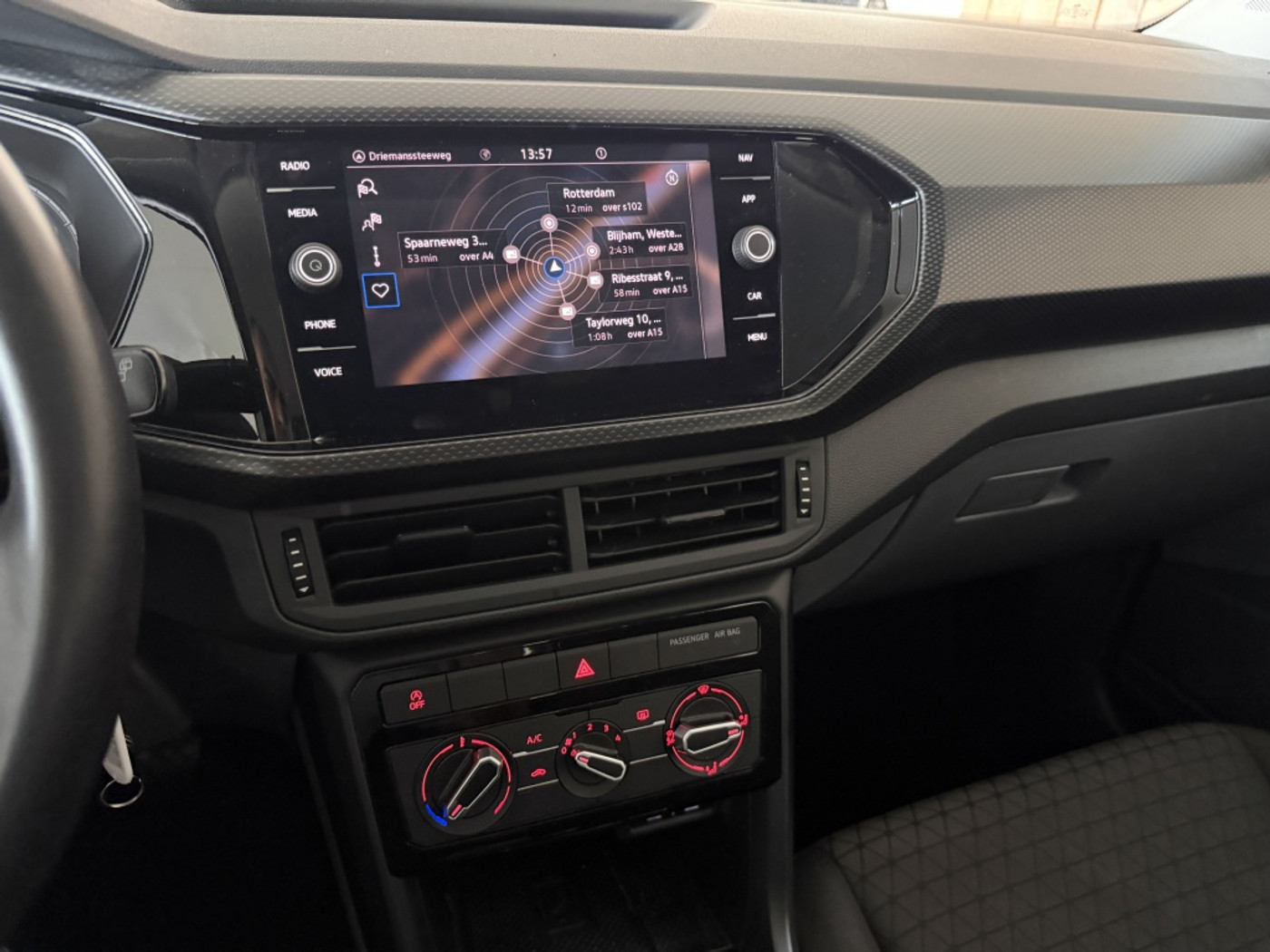 Foto van Volkswagen T-cross