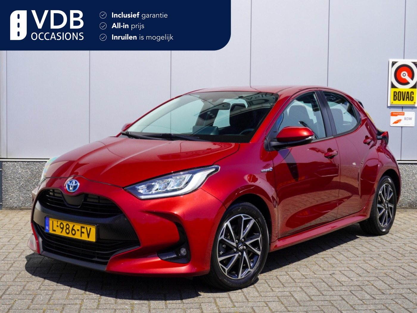 Toyota Toyota Yaris 1.5 Hybrid 115 Comfort Led | CarPlay | NAP | Camera | Clima 2021 - voorkant