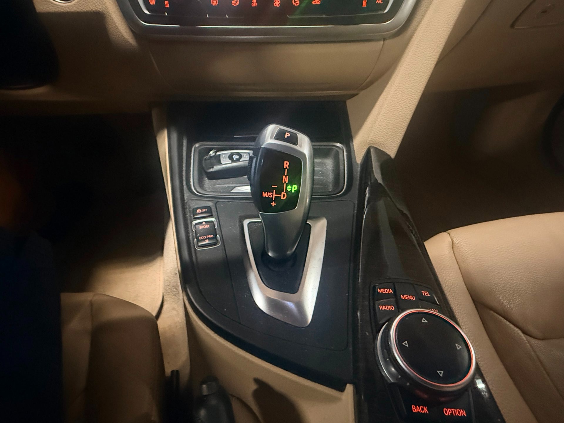 Foto van BMW 320i