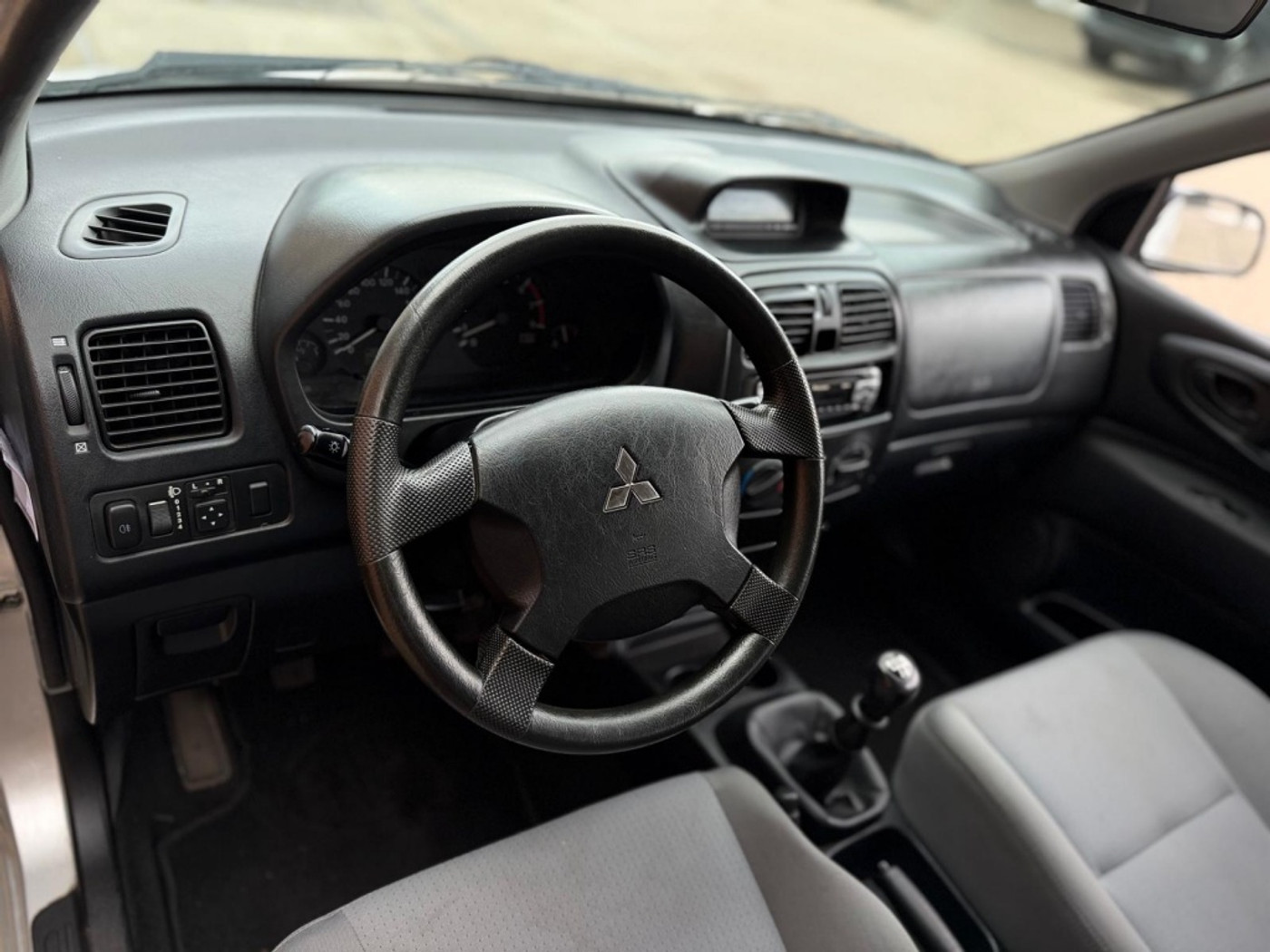 Foto van Mitsubishi Space Star