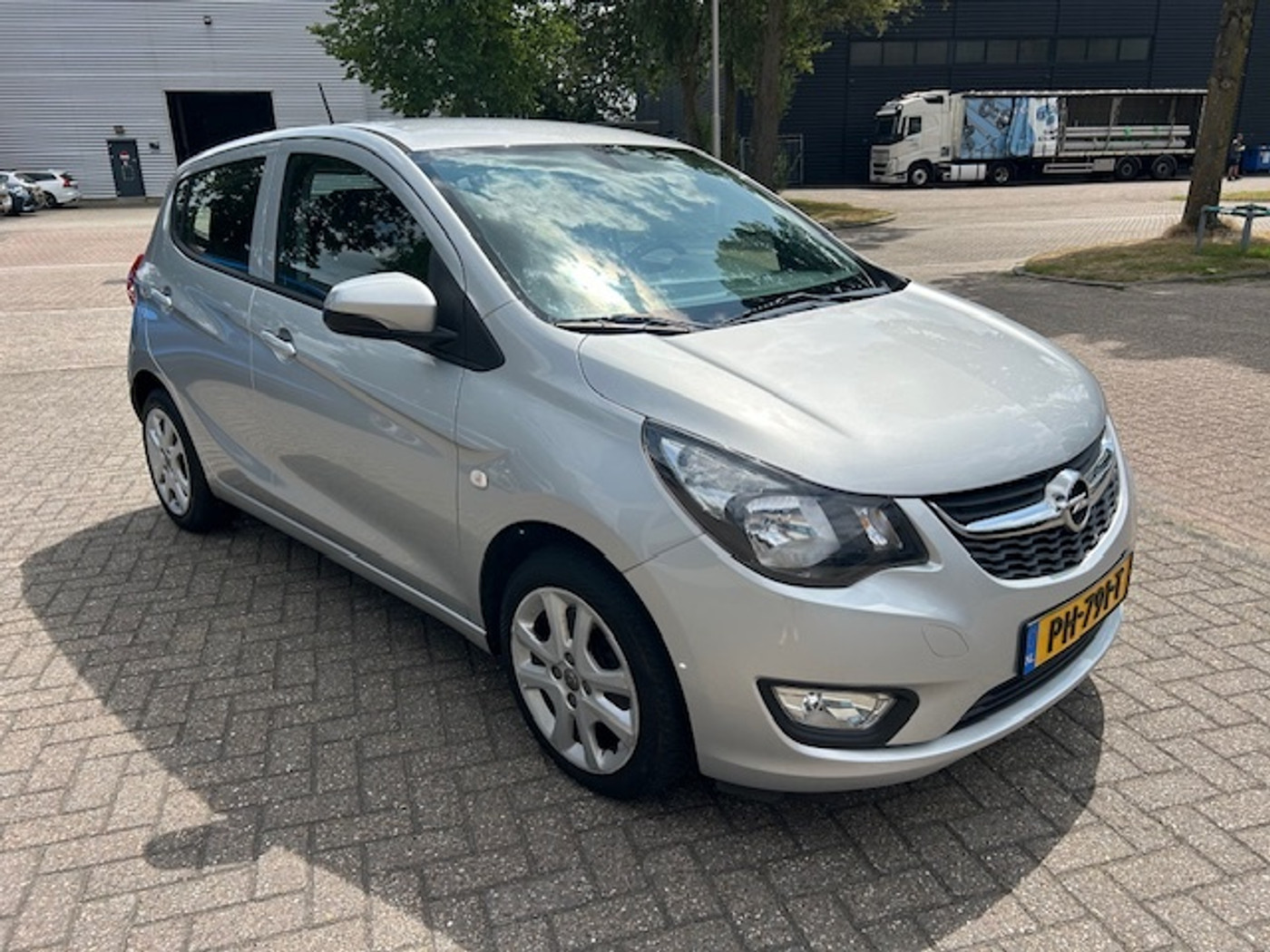 Foto van Opel Karl / Viva