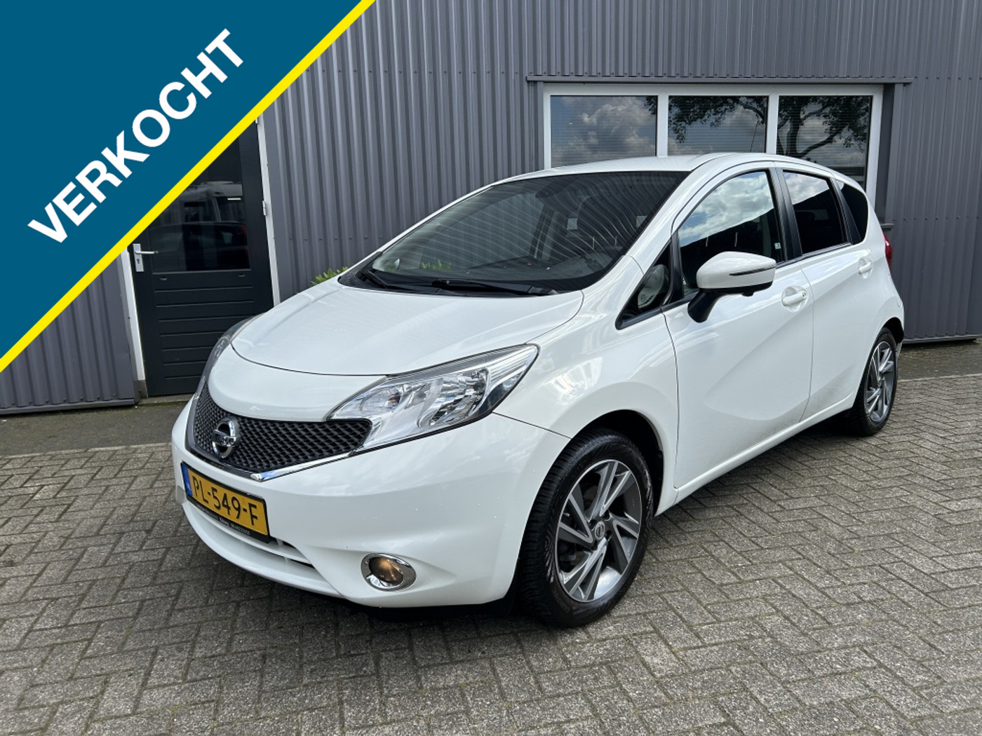 Nissan Nissan Note 1.2 DIG-S AUT 360camera Navi Keyless! 2014 - voorkant