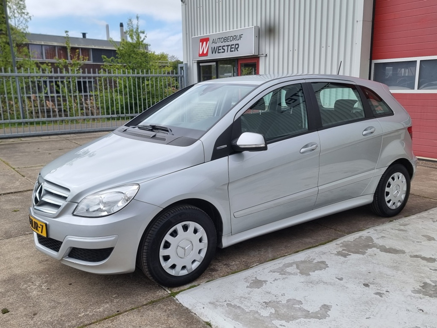 Mercedes-Benz B 160 160 BlueE. Bns Cl. 2010 - voorkant