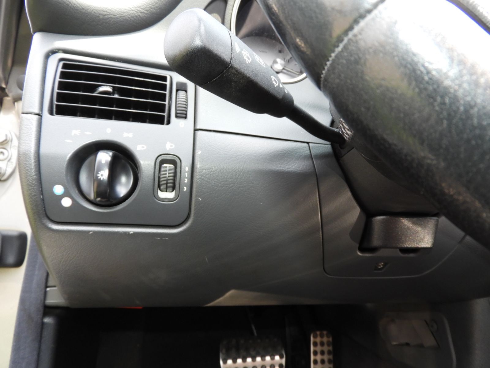 Foto van Mercedes-Benz SLK 200 Kompressor