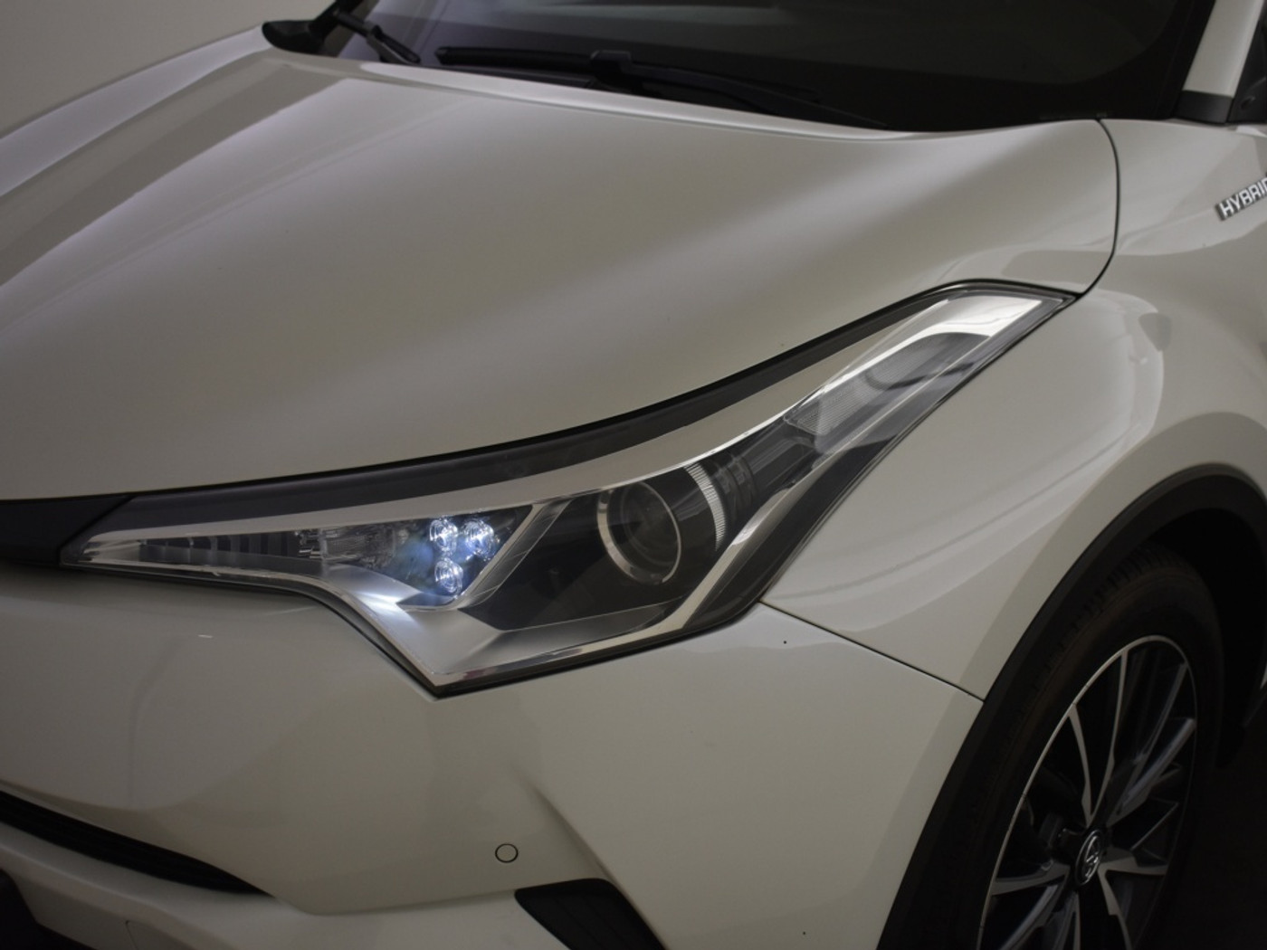 Foto van Toyota Toyota C-hr
