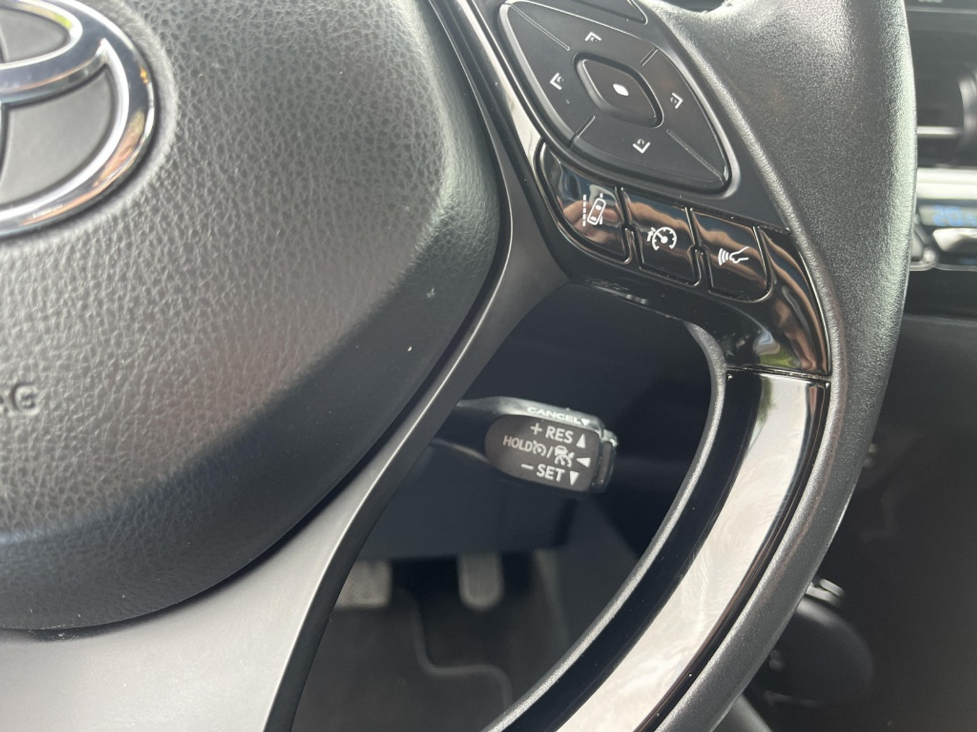 Foto van Toyota Toyota C-hr