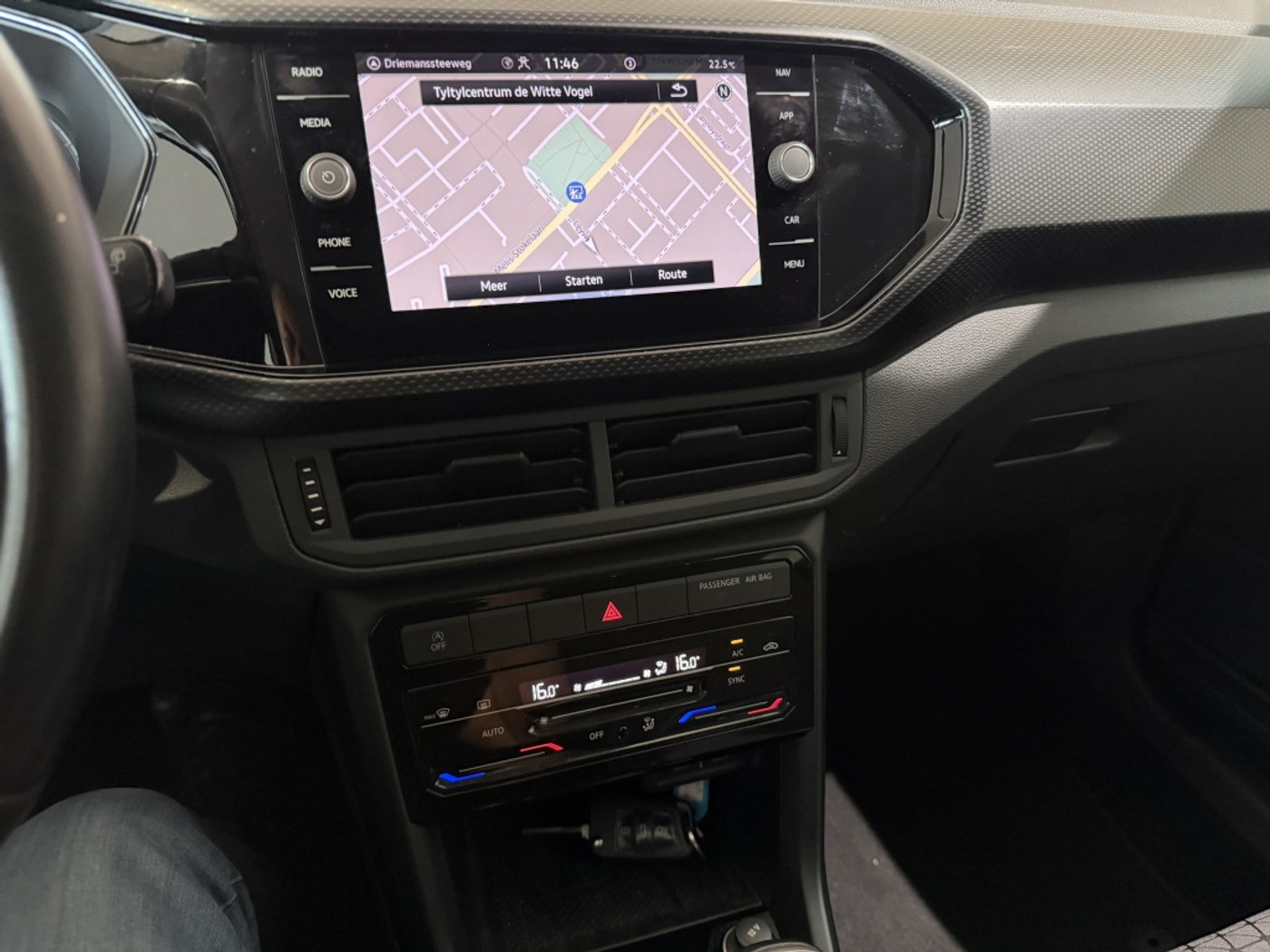 Foto van Volkswagen T-cross