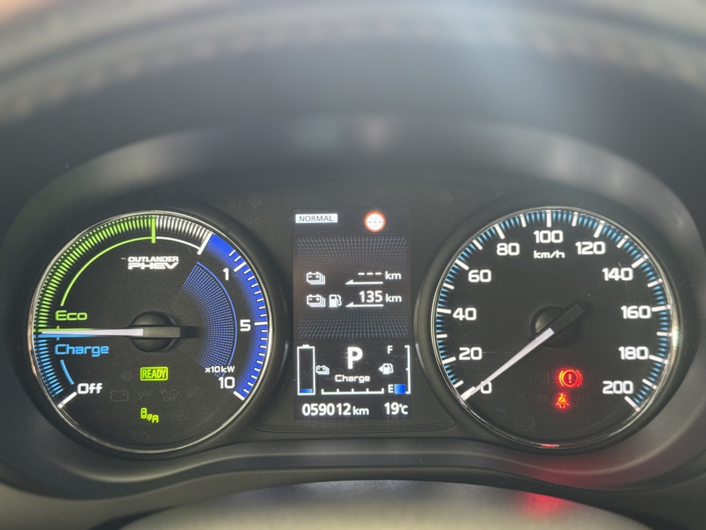 Foto van Mitsubishi Mitsubishi Outlander
