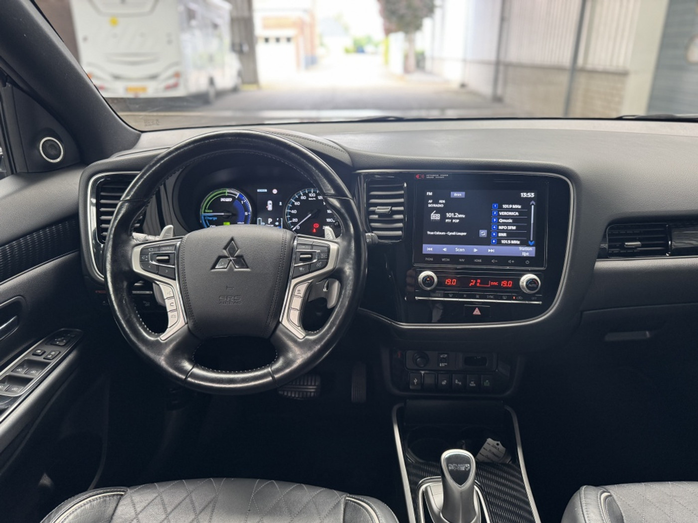 Foto van Mitsubishi Mitsubishi Outlander