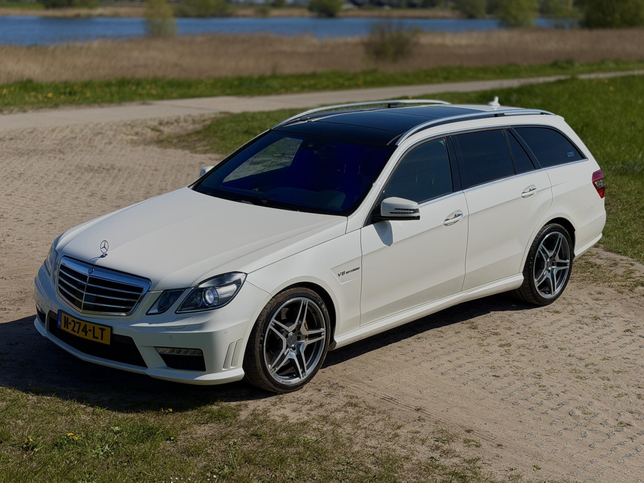 Mercedes-Benz E 63 AMG AMG 63 Performance Package 2012 - voorkant