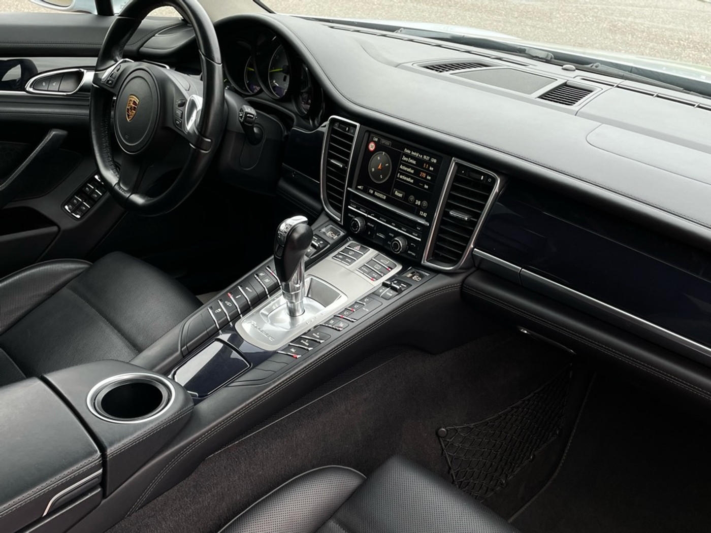 Foto van Porsche Panamera S E-hybrid