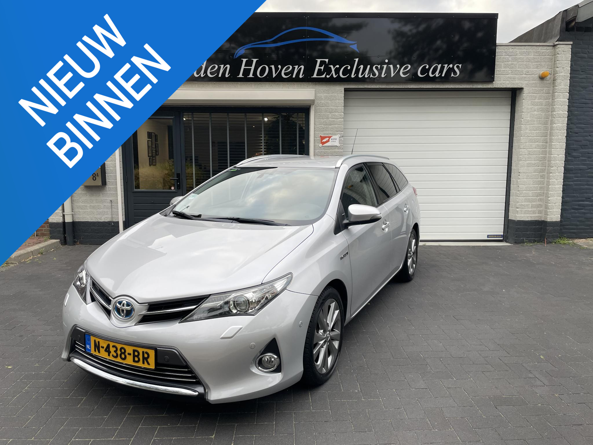 Toyota Toyota Auris 1.8 Hybrid Executive 2015 - voorkant
