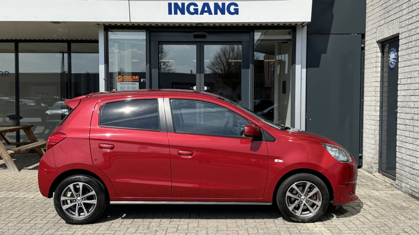 Foto van Mitsubishi Space Star