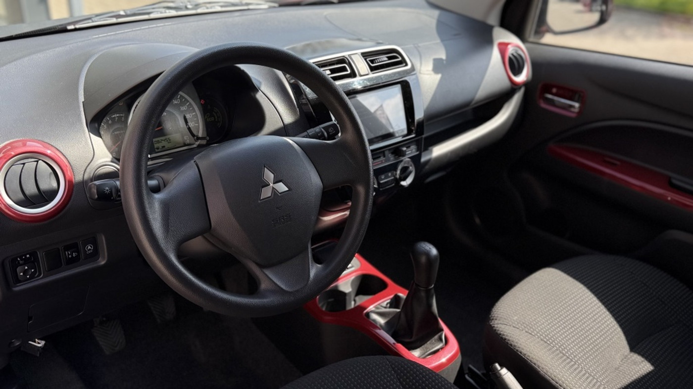 Foto van Mitsubishi Space Star