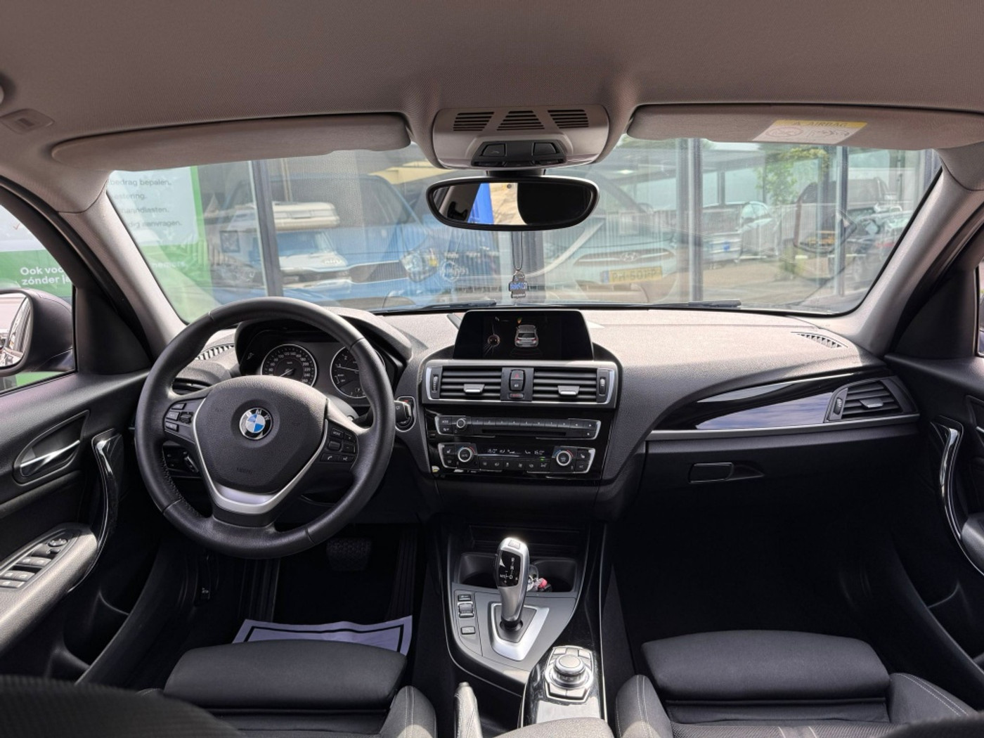 Foto van BMW 118i