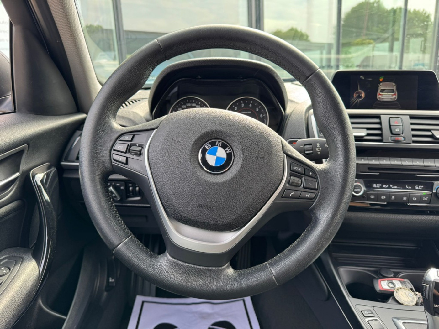 Foto van BMW 118i