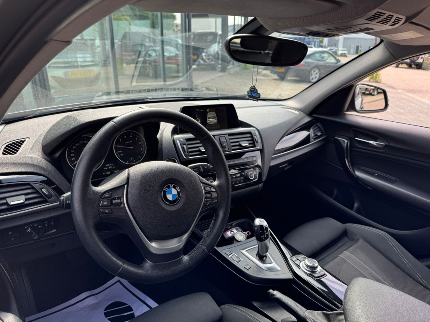 Foto van BMW 118i