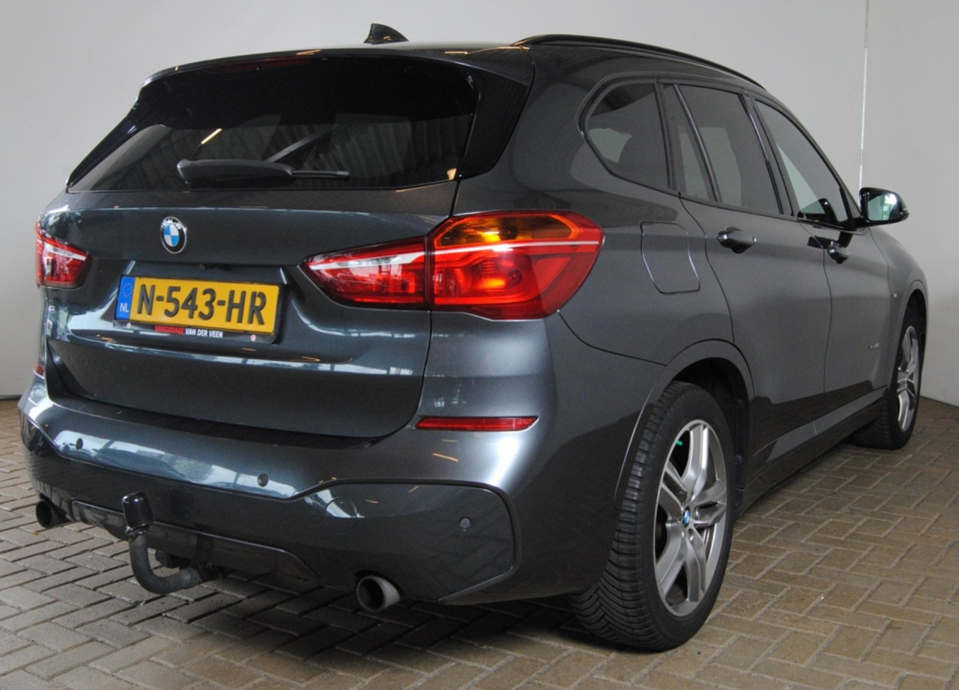 Foto van BMW X1 Xdrive20i