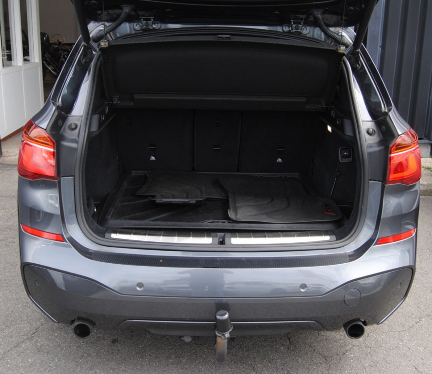 Foto van BMW X1 Xdrive20i