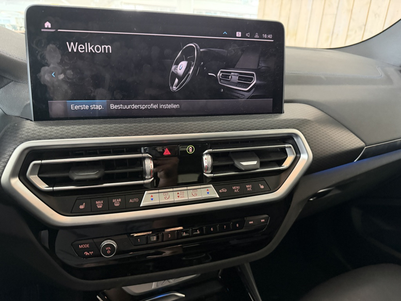 Foto van BMW Ix3