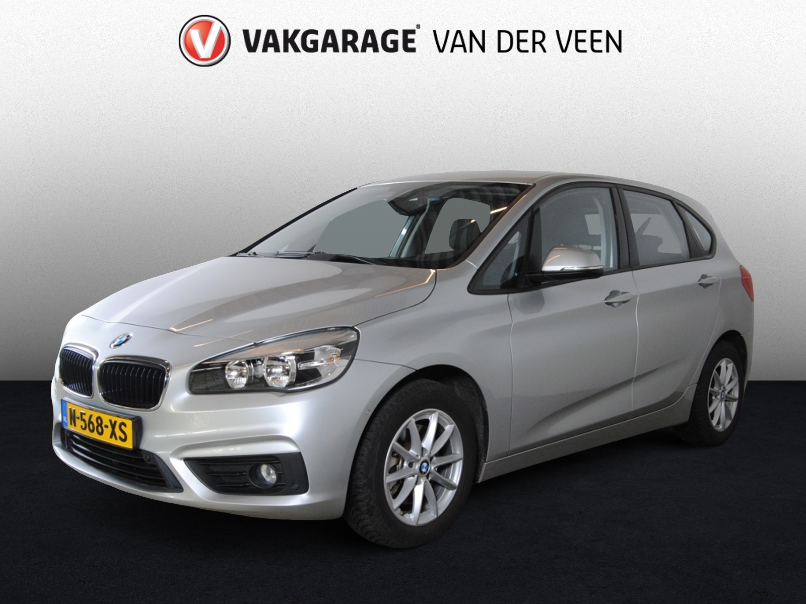 BMW 218i Active Tourer 218i Essential 2015 - voorkant