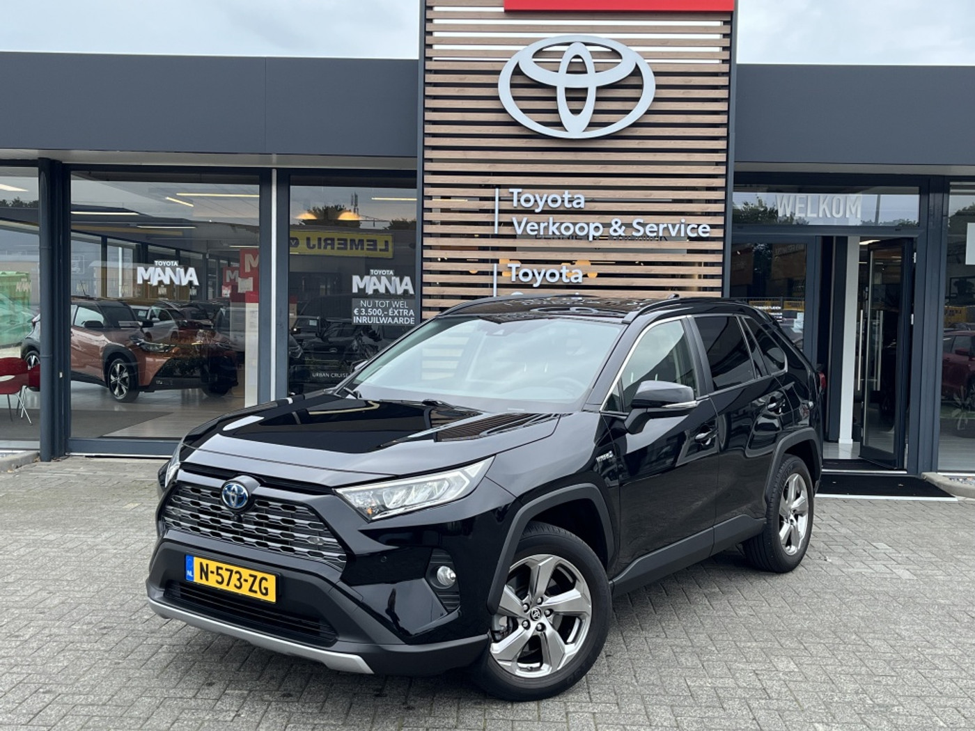Toyota Rav4 2.5 Hybrid Business Plus 2022 - voorkant