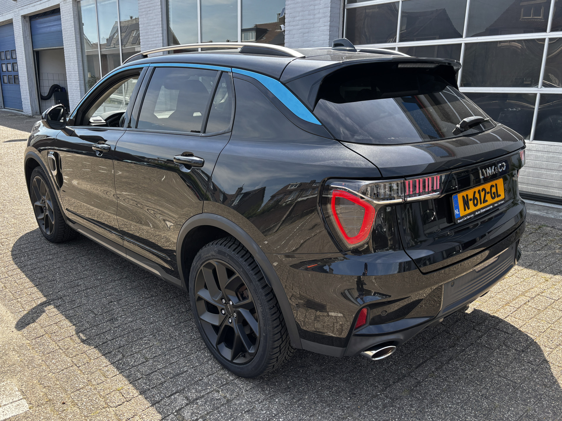 Foto van Lynk&co LYNK & Co 01