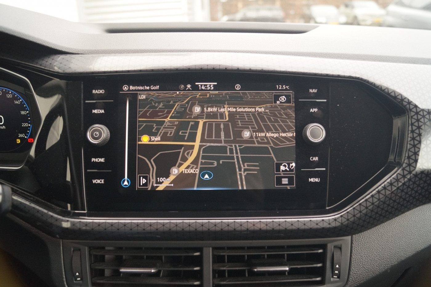 Foto van Volkswagen T-cross