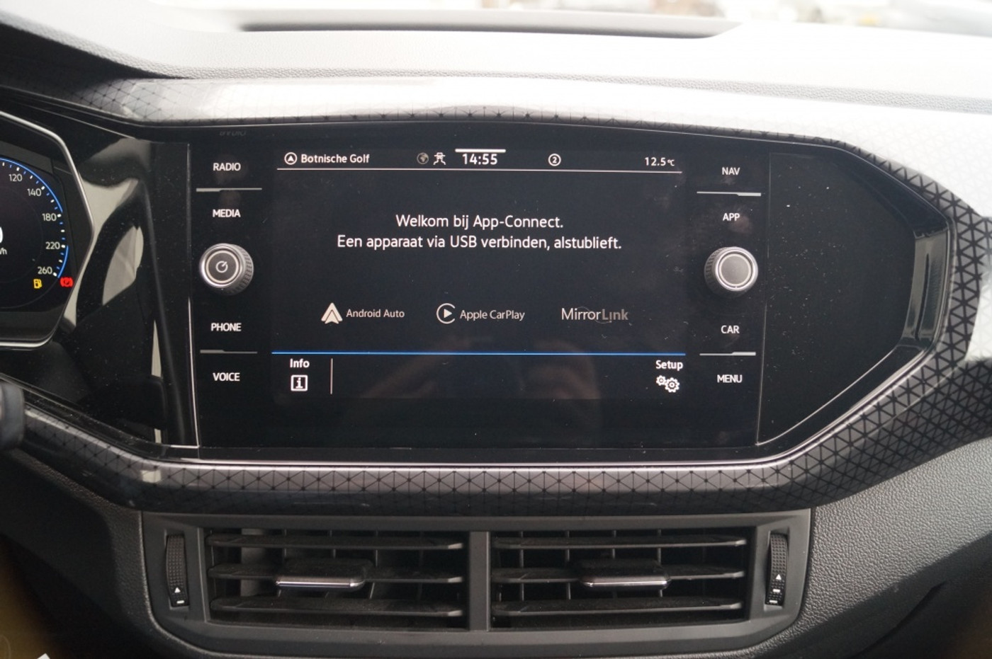 Foto van Volkswagen T-cross