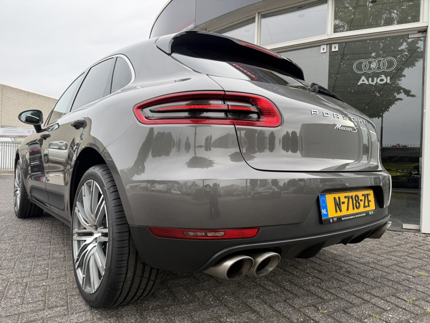 Foto van Porsche Macan S