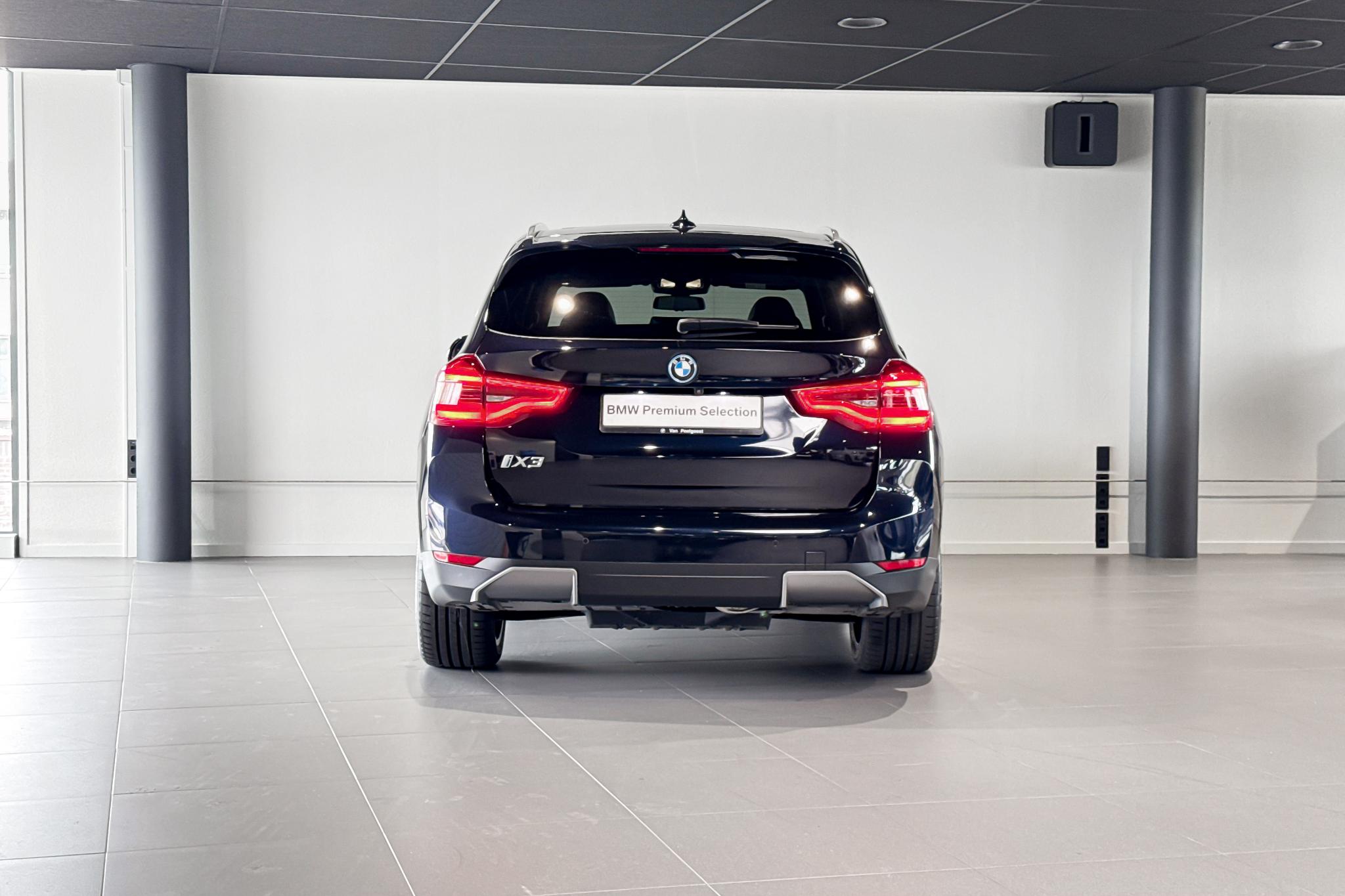 Foto van BMW Ix3