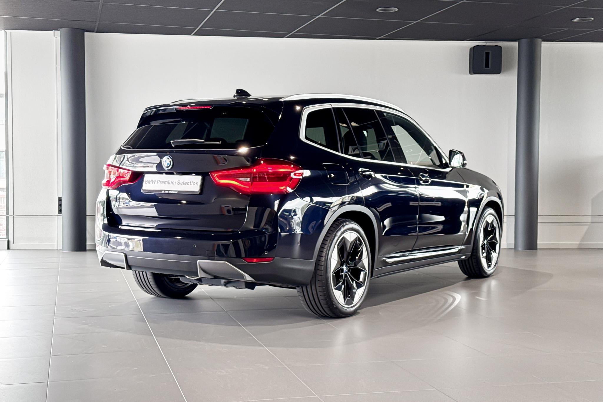 Foto van BMW Ix3