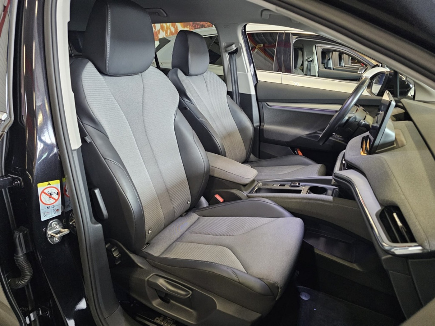Foto van Skoda Enyaq 80