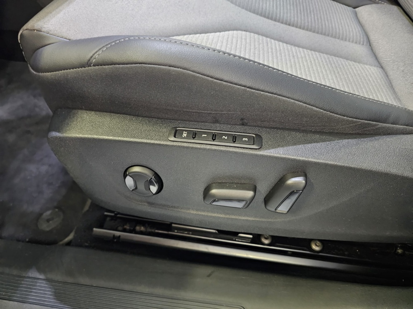 Foto van Skoda Enyaq 80