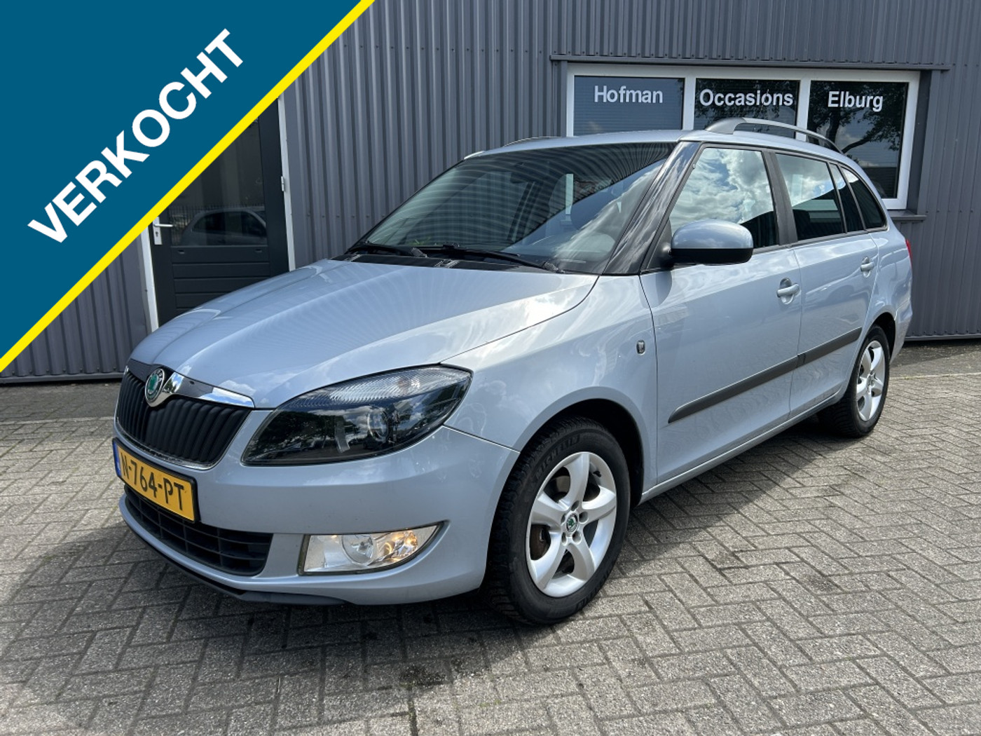 Skoda Fabia 1.2 TSI Ambition Airco Cruise Carplay! 2011 - voorkant