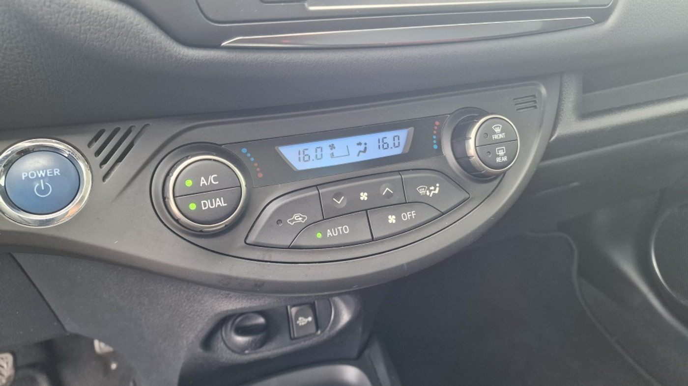 Foto van Toyota Toyota Yaris Hybrid