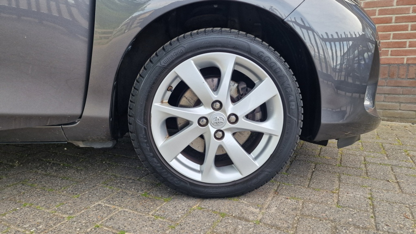 Foto van Toyota Toyota Yaris Hybrid