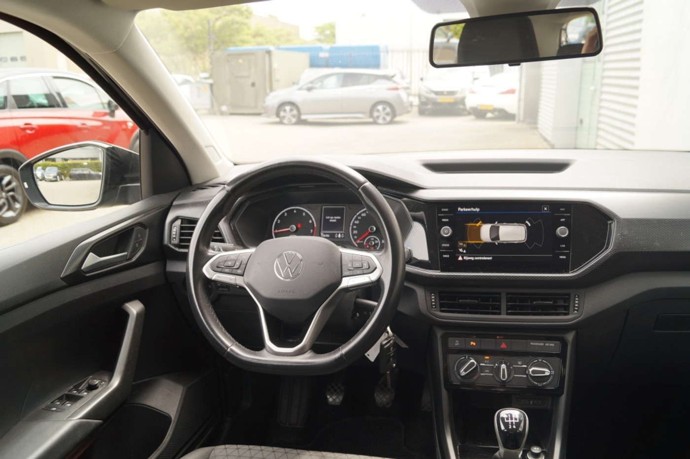 Foto van Volkswagen T-cross