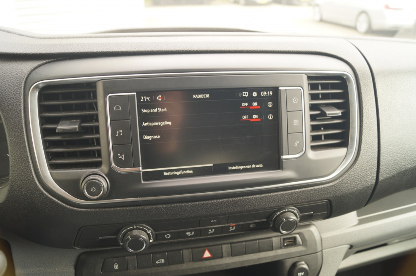 Foto van Opel Vivaro