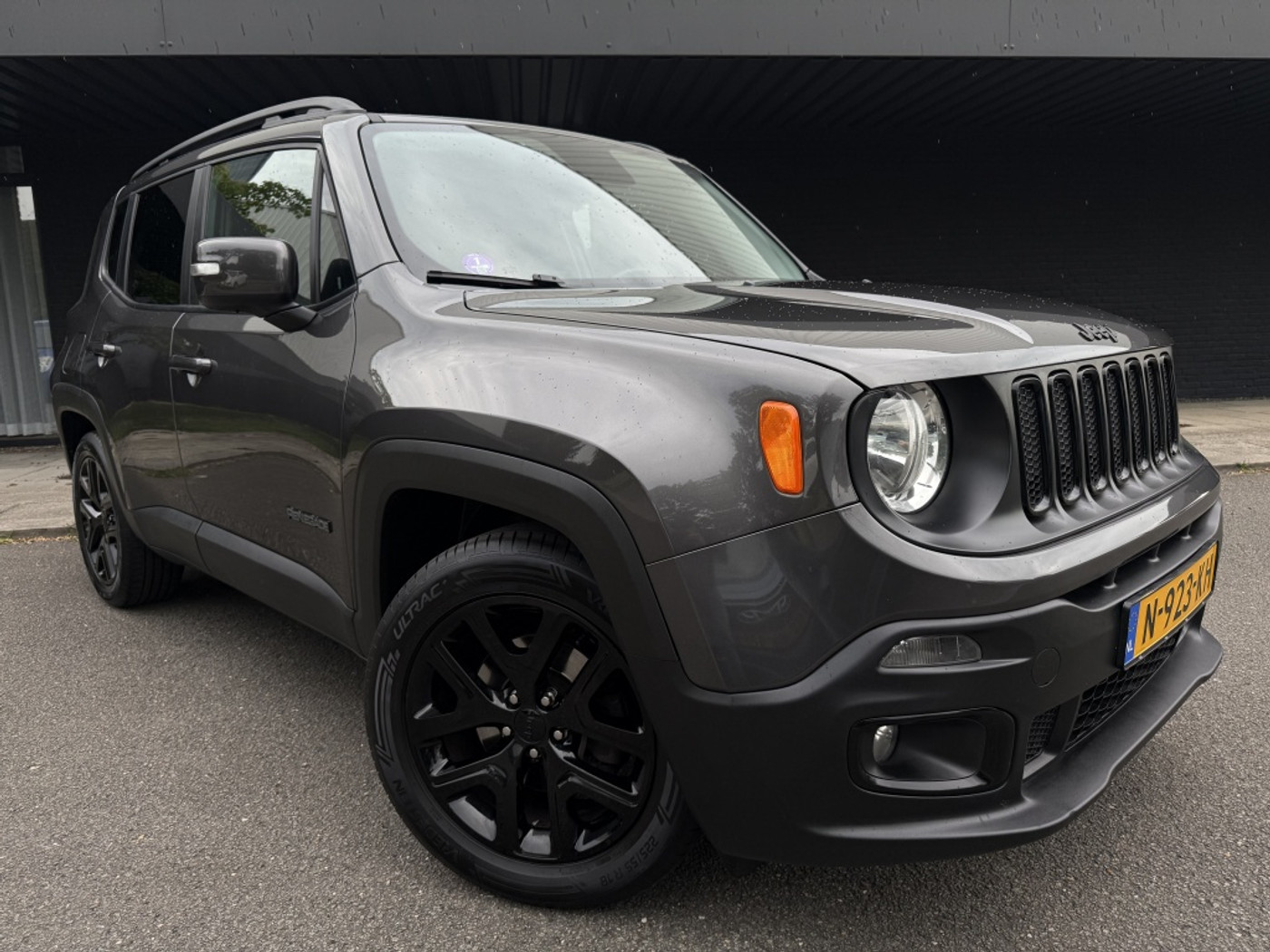 Jeep Renegade 1.6 E-Torq DownTown Black editie - Trekhaak - 2016 - voorkant