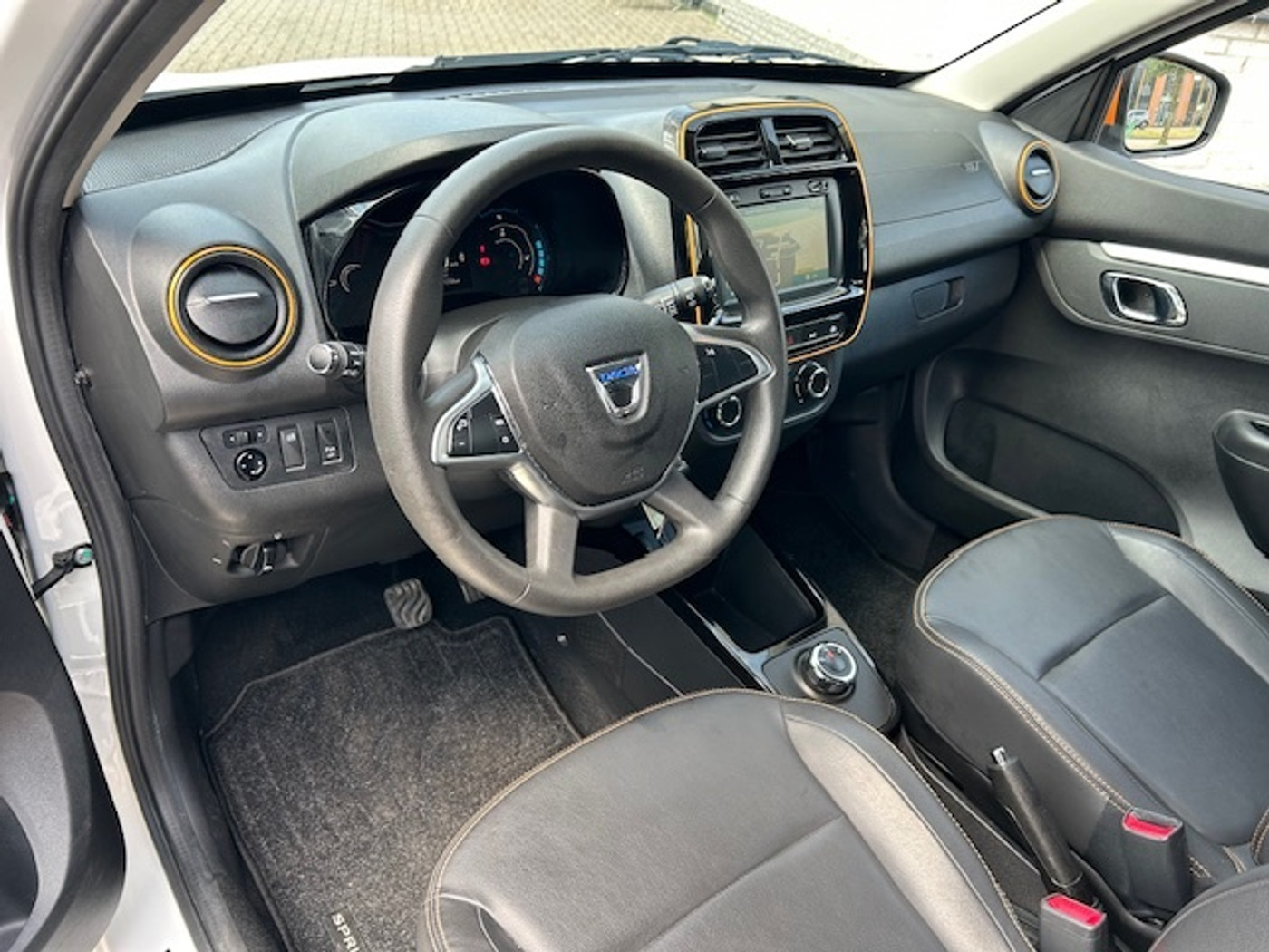 Foto van Dacia Spring