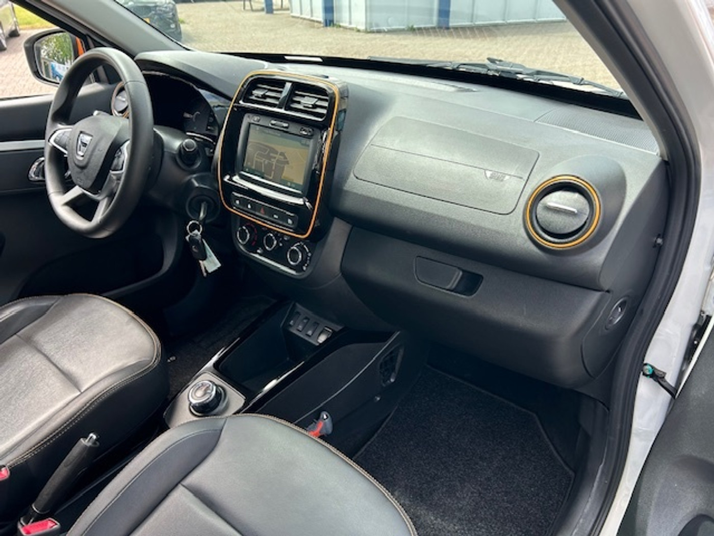 Foto van Dacia Spring