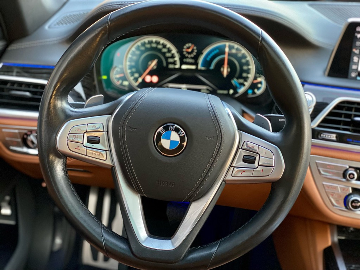 Foto van BMW 740e Iperformance