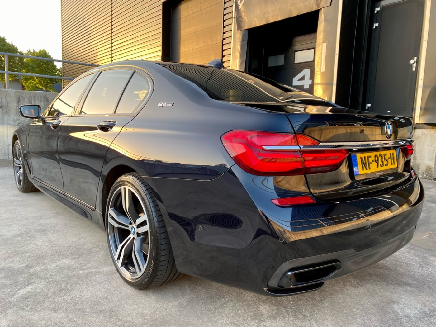 Foto van BMW 740e Iperformance