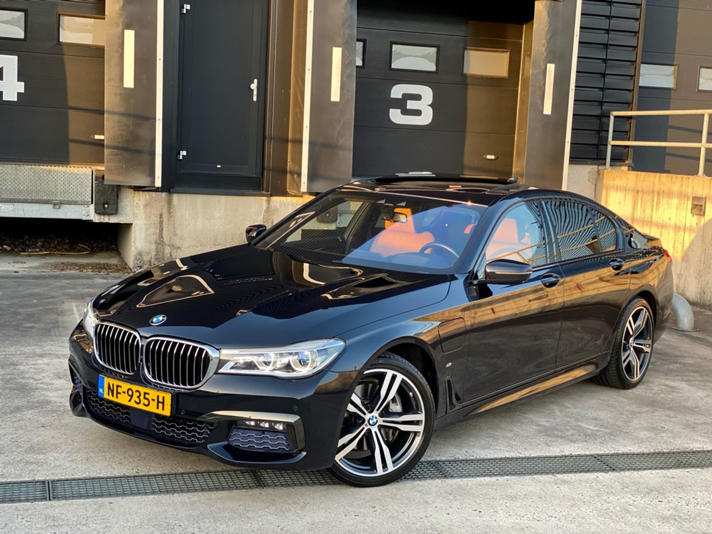 Foto van BMW 740e Iperformance