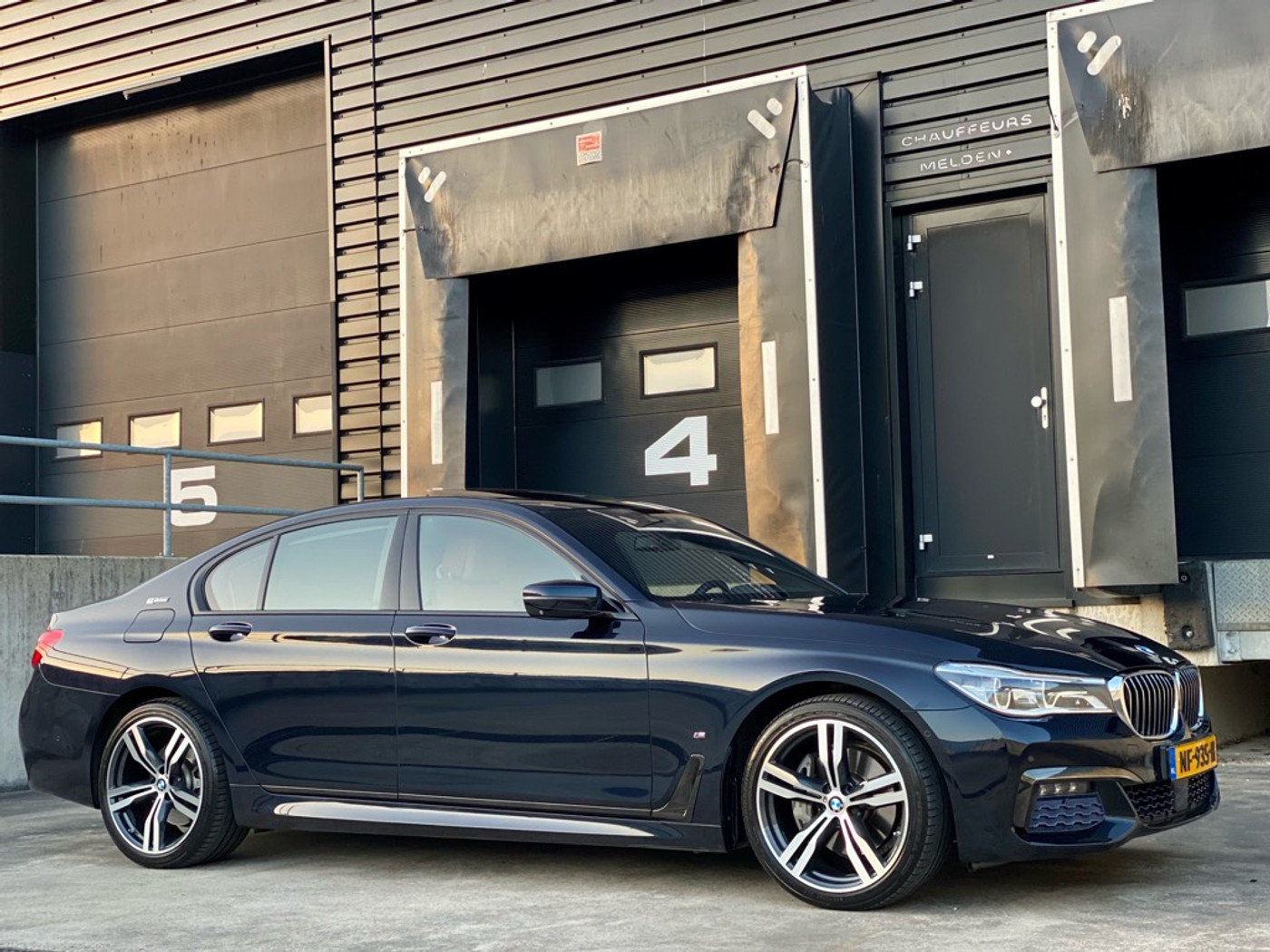 Foto van BMW 740e Iperformance